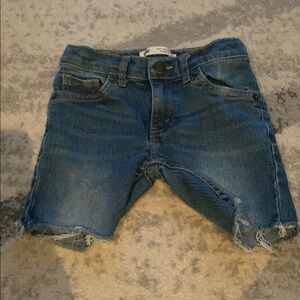 Levi’s Stylish Blue Denim Shorts